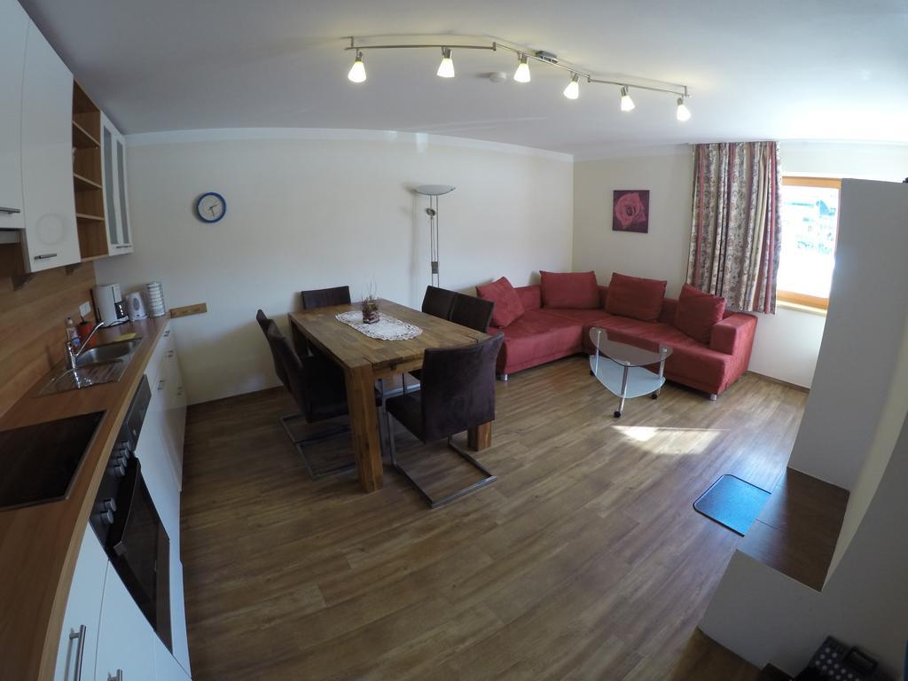 Appartement Felix Kaprun Bagian luar foto