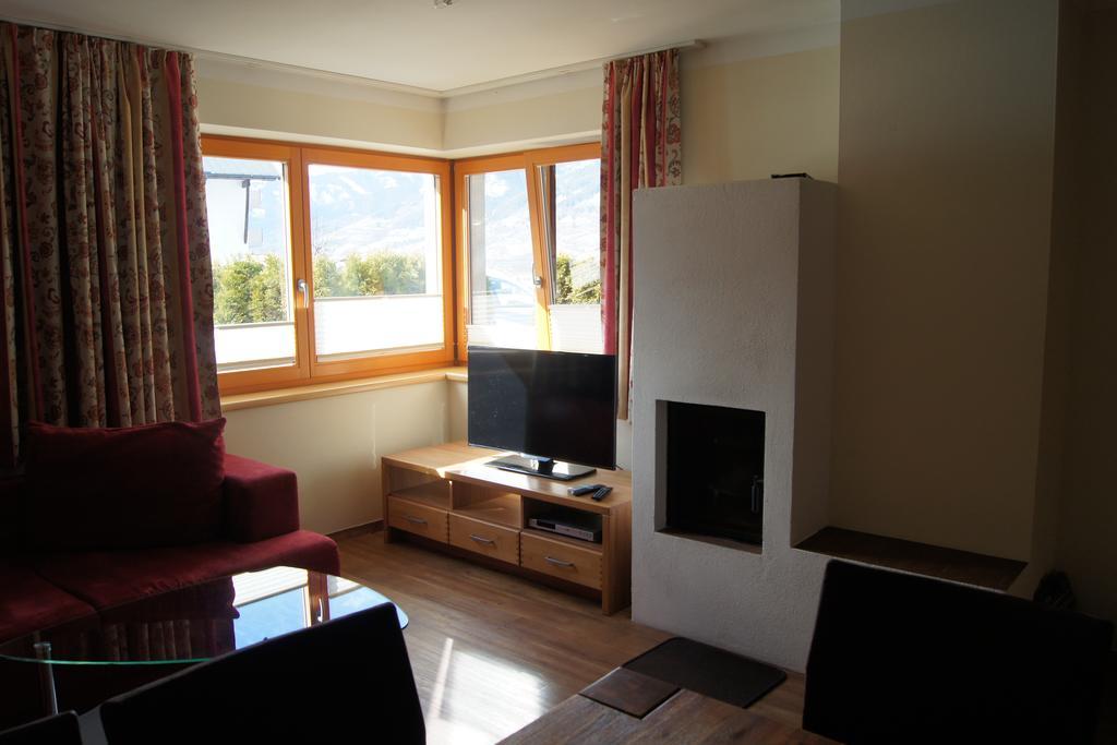 Appartement Felix Kaprun Bagian luar foto